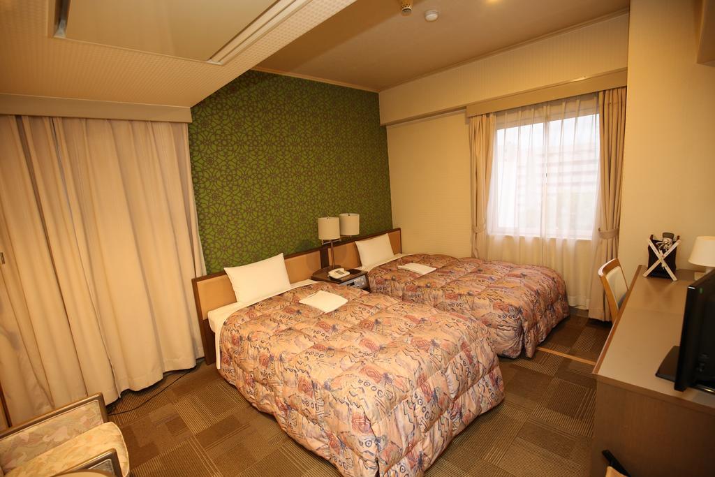 Apoa Hotel Jokkaicsi Kültér fotó